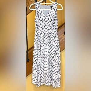 Ann Taylor Floral Pleated Flare Dress White/Red-Blue Flowers Tie Waist SZ. 4